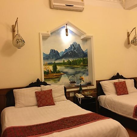Hue Home Hotel Екстер'єр фото