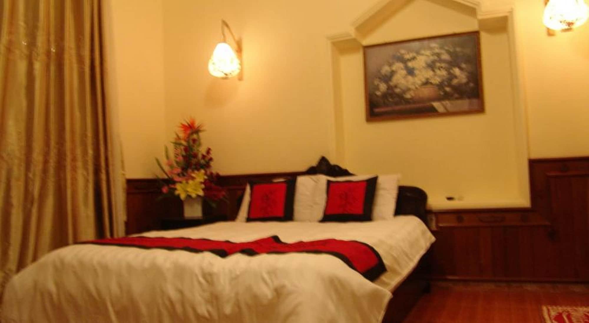Hue Home Hotel Екстер'єр фото