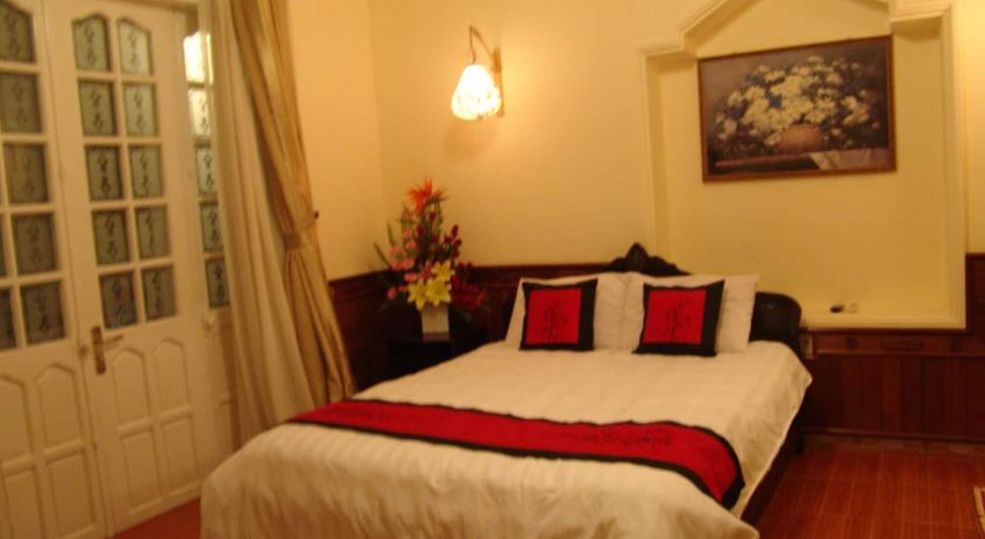 Hue Home Hotel Екстер'єр фото