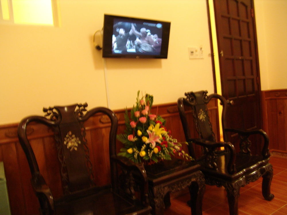 Hue Home Hotel Екстер'єр фото
