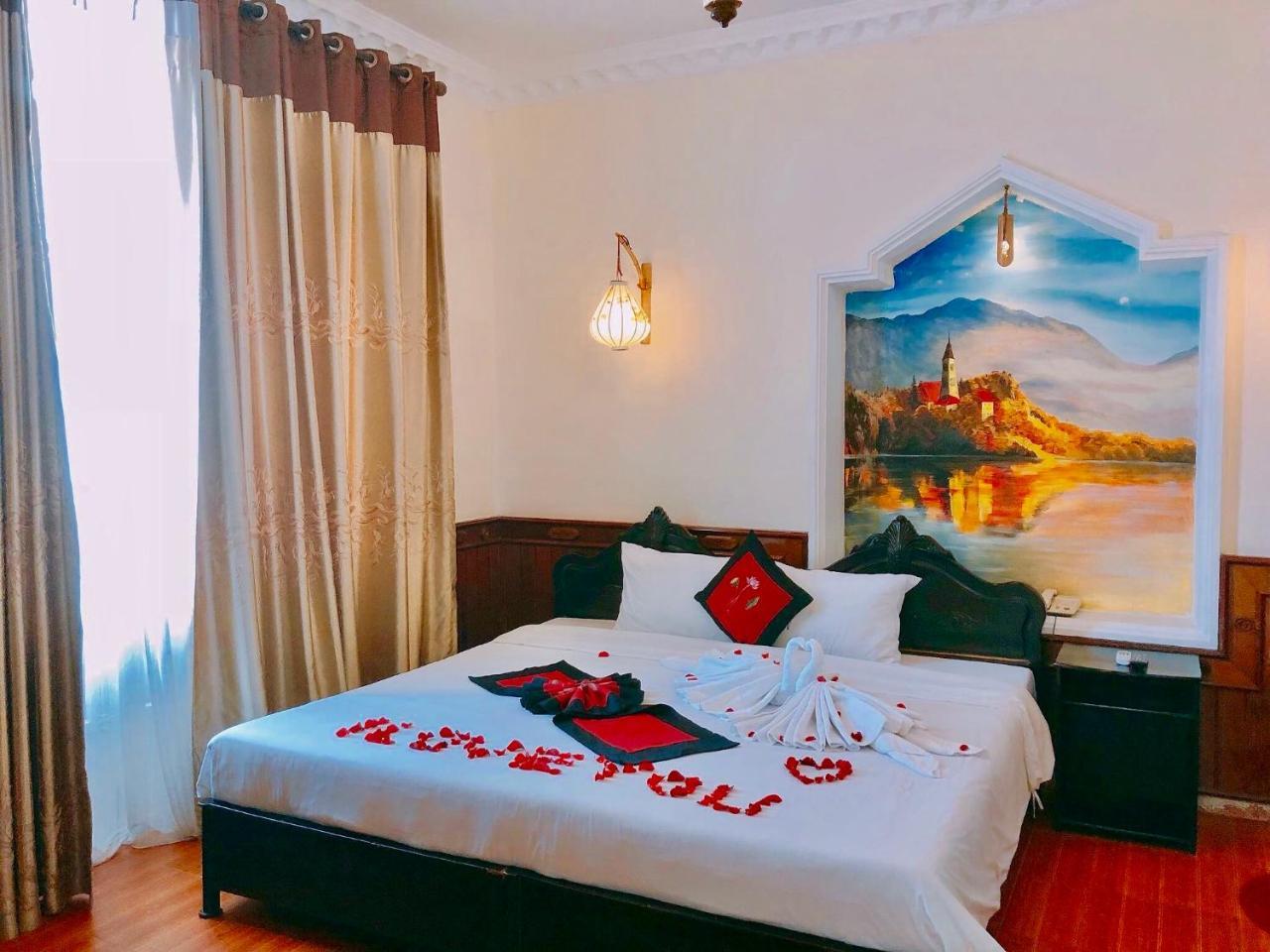 Hue Home Hotel Екстер'єр фото